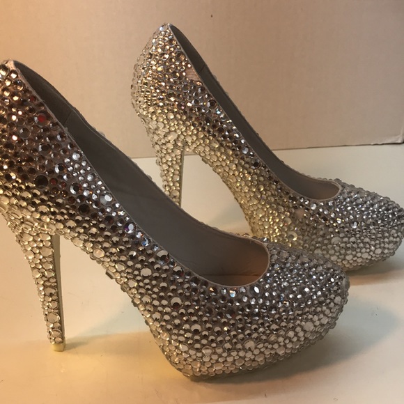 NWOT Crystal Studded Wedding Pumps Size 9 (UK 7 / EURO 39) - - Picture 5 of 16